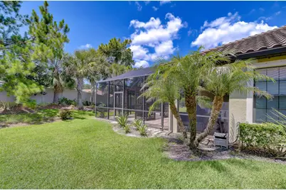 8433 Alberata Vista Drive, Tampa, FL 33647 - Photo 15