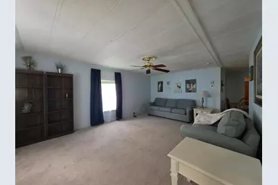 37 Los Lagos Road, Port Saint Lucie, FL 34952 - Photo 5
