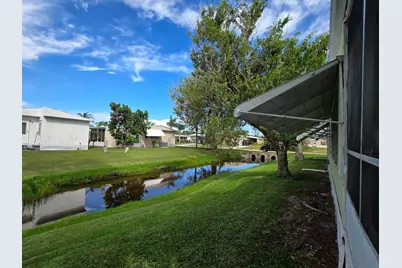 37 Los Lagos Road, Port Saint Lucie, FL 34952 - Photo 17