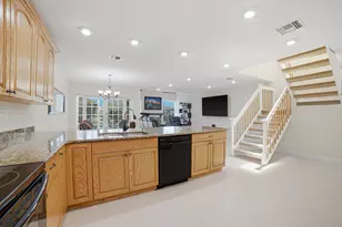 6024 Glendale Dr, Boca Raton, FL 33433 - Photo 7