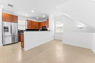 725 SW 4th Ave, Fort Lauderdale, FL 33315 - Photo 25