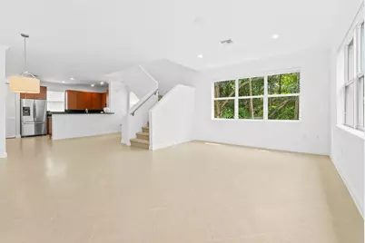 725 SW 4th Avenue, Fort Lauderdale, FL 33315 - Photo 9