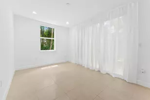 725 SW 4th Ave, Fort Lauderdale, FL 33315 - Photo 25