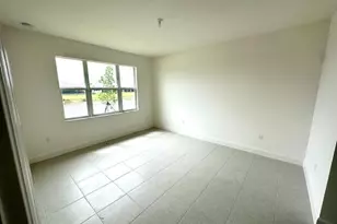 11785 SW Oceanus Blvd, Port Saint Lucie, FL 34987 - Photo 9