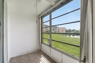 9360 Sunrise Lakes Blvd, Sunrise, FL 33322 - Photo 25