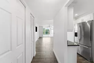 9360 Sunrise Lakes Blvd, Sunrise, FL 33322 - Photo 41