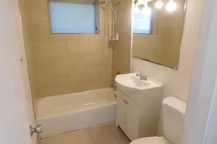 435 NW 30th Ave, Fort Lauderdale, FL 33311 - Photo 17