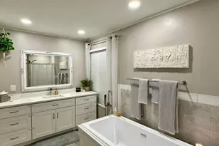 528 Date Palm Dr, Lake Park, FL 33403 - Photo 43