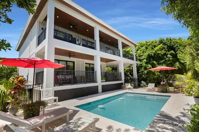 239 W Seaview Drive, Duck Key, FL 33050 - Photo 1