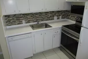 506 Mansfield M, Boca Raton, FL 33434 - Photo 17