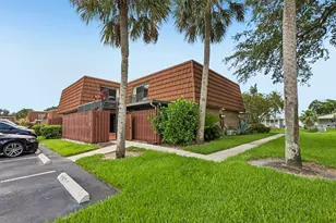 1176 SW 118th Terrace, Davie, FL 33325 - Photo 3