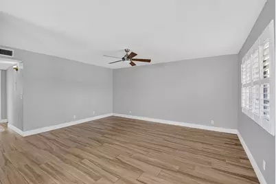 374 Capri H, Delray Beach, FL 33484 - Photo 7