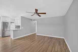 374 Capri H, Delray Beach, FL 33484 - Photo 9