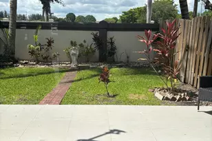 254 Riverwalk Cir, Sunrise, FL 33326 - Photo 7