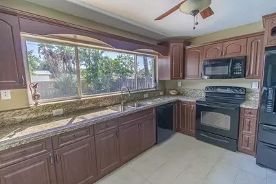 116 NW 8th Street, Boca Raton, FL 33432 - Photo 7