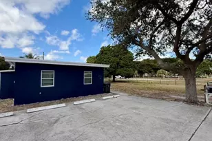 24 SW 10th Ave, Delray Beach, FL 33444 - Photo 25