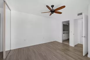 851 Blue Ridge Cir, West Palm Beach, FL 33409 - Photo 13