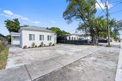 865 SE 12th Street #A, Hialeah, FL 33010 - Photo 3