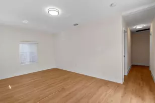 865 SE 12th St, Hialeah, FL 33010 - Photo 17