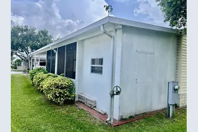 4541 NW 67th Place #P-11, Coconut Creek, FL 33073 - Photo 9