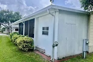 4541 NW 67th Pl, Coconut Creek, FL 33073 - Photo 9