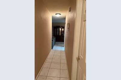 203 Suffolk #E, Boca Raton, FL 33434 - Photo 5