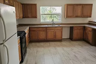2013 SE Dock St, West Palm Beach, FL 33401 - Photo 13