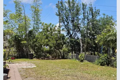 2013 SE Dock Street, West Palm Beach, FL 33401 - Photo 3