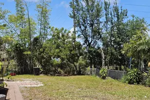 2013 SE Dock St, West Palm Beach, FL 33401 - Photo 3