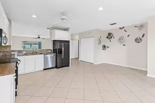 2127 SE Wild Meadow Cir, Port Saint Lucie, FL 34952 - Photo 9