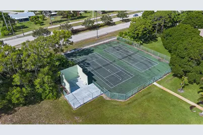 2127 SE Wild Meadow Circle, Port Saint Lucie, FL 34952 - Photo 29