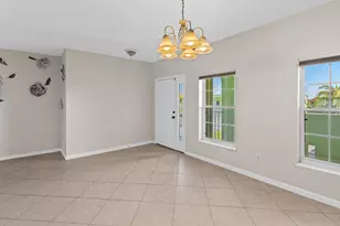 2127 SE Wild Meadow Cir, Port Saint Lucie, FL 34952 - Photo 5