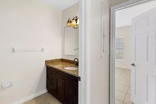 2127 SE Wild Meadow Cir, Port Saint Lucie, FL 34952 - Photo 15