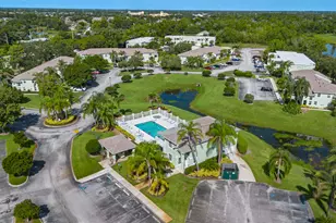 2127 SE Wild Meadow Cir, Port Saint Lucie, FL 34952 - Photo 3