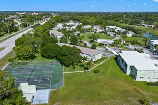 2127 SE Wild Meadow Cir, Port Saint Lucie, FL 34952 - Photo 31