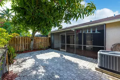 1013 NW 53rd Street, Deerfield Beach, FL 33064 - Photo 35