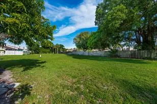 1013 NW 53rd St, Deerfield Beach, FL 33064 - Photo 33