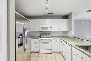 9312 NW 54th St, Sunrise, FL 33351 - Photo 13