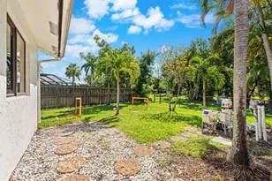 1912 NW 77th Ave, Margate, FL 33063 - Photo 39