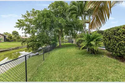 1912 NW 77th Avenue, Margate, FL 33063 - Photo 41