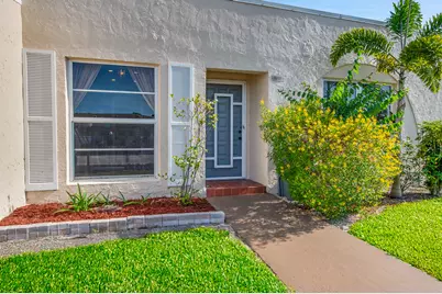 8932 Warwick Drive #419, Boca Raton, FL 33433 - Photo 7