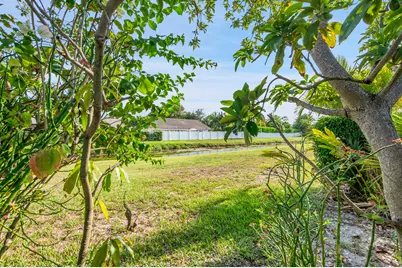 8932 Warwick Drive #419, Boca Raton, FL 33433 - Photo 23