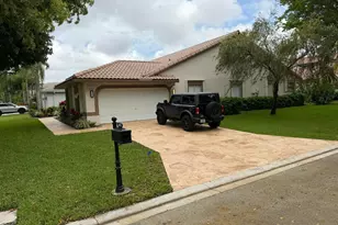 4863 Chardonnay Dr, Coral Springs, FL 33067 - Photo 3