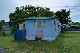 1512 NE Dove Ave, Stuart, FL 34994 - Photo 5