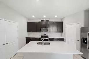 5102 Joyous Pl, Fort Pierce, FL 34947 - Photo 9