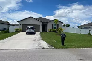 467 SW Jeanne Ave, Port Saint Lucie, FL 34953 - Photo 13