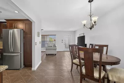 307 Wellington C, West Palm Beach, FL 33417 - Photo 7