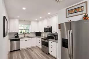 3873 NW 2nd Ct, Deerfield Beach, FL 33442 - Photo 9