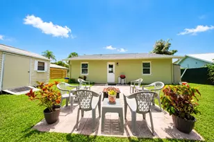 17285 Sapp Pl, Jupiter, FL 33458 - Photo 7