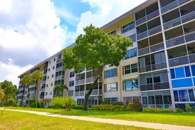 2801 N Palm Aire Drive #405, Pompano Beach, FL 33069 - Photo 5